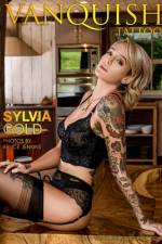 Vanquish Tattoo - April 2020 - Sylvia Gold af Colin Charisma