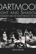 Dartmoor Light and Shadow af Simon Butler
