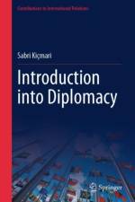 Introduction into Diplomacy af Sabri Kicmari