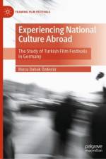 Experiencing National Culture Abroad af Burcu Dabak Ozdemir