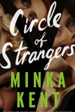 Circle of Strangers af Minka Kent