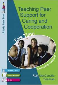 Teaching Peer Support for Caring and Co-operation av Tina Rae