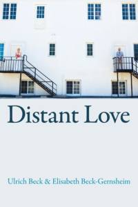 Distant Love av Ulrich (Ludwig-Maximilian University in Munich) Beck