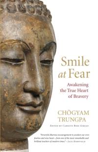 Smile at Fear av Chogyam Trungpa