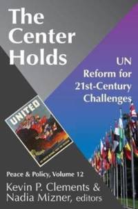 The Center Holds av Nadia Mizner