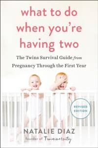 What to Do When You're Having Two av Natalie Diaz