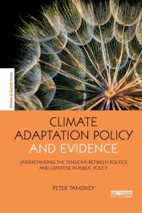Climate Adaptation Policy and Evidence av Peter Tangney
