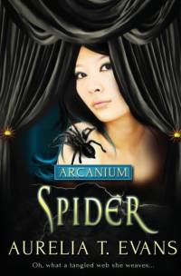 Spider av Aurelia T Evans