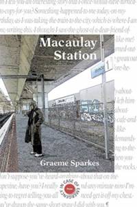 Macaulay Station av Graeme Sparkes