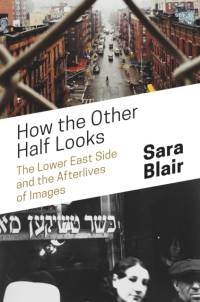 How the Other Half Looks av Sara Blair